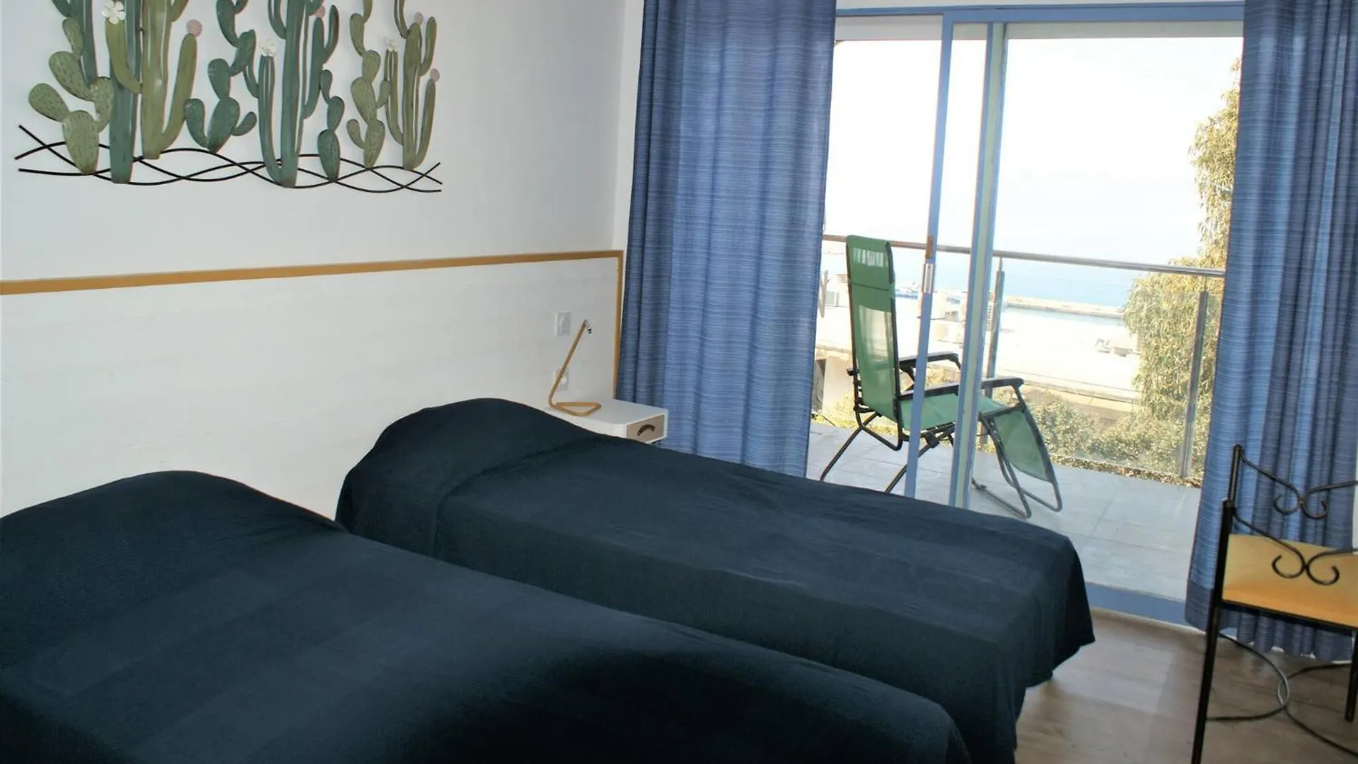 Apartamento Con Vistas Al Mar Y Al Puerto De Roses Av-07 Apartment